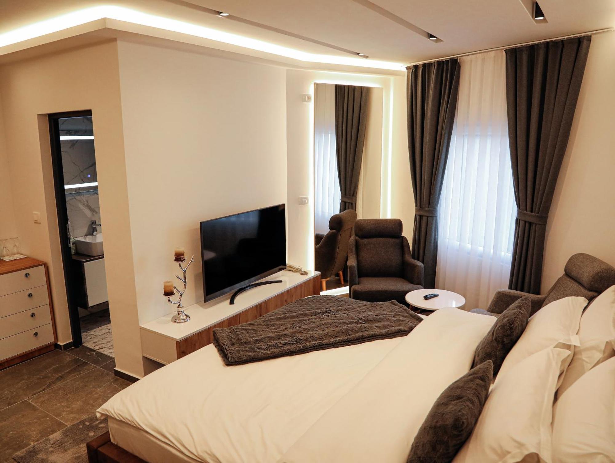 Hotel Europa 92 Ferizaj Exterior foto